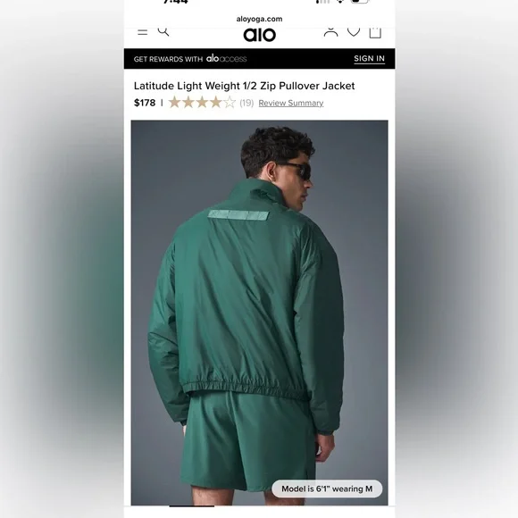 ALO Yoga Blue Puffer Jacket Lightweight and Sporty Puffers